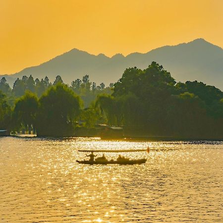 Nost Algia S Hotel In The West Lake Scenic Area-,Lingyin Temple, Leifeng Tower, Children'S Playground, Free Night Snack, Free Laundry, English Communication Well, Free Travel Advice Hangzhou Buitenkant foto
